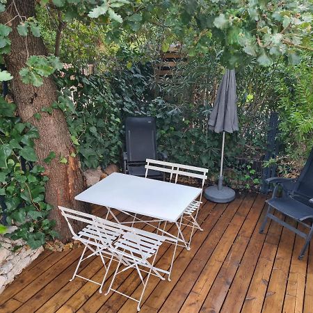 Les chênes verts Sommières Exterior foto